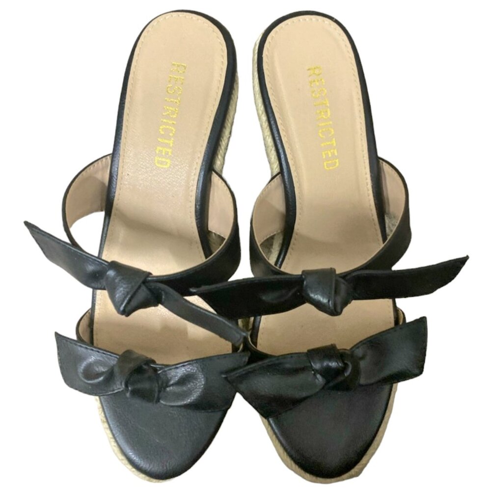 Restricted Bow Faux Leather Black Wedge Espadrilles Sandals Size 7.5